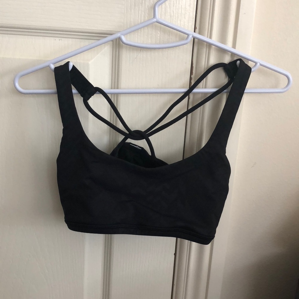 lululemon sports bra